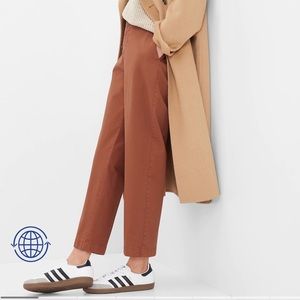 Gap straight up khakis with washwell